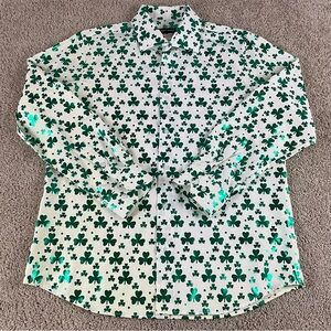 Barry Wang Shirt Men's XL Fits Smaller Shamrock St Patricks Day Button Down T627